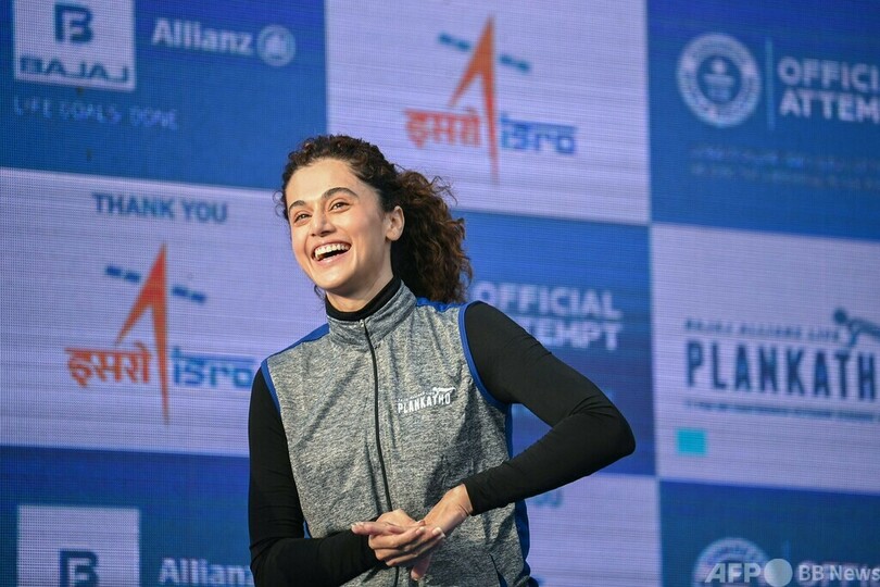 体幹トレ「プランク」参加者数でギネスに挑戦 インド