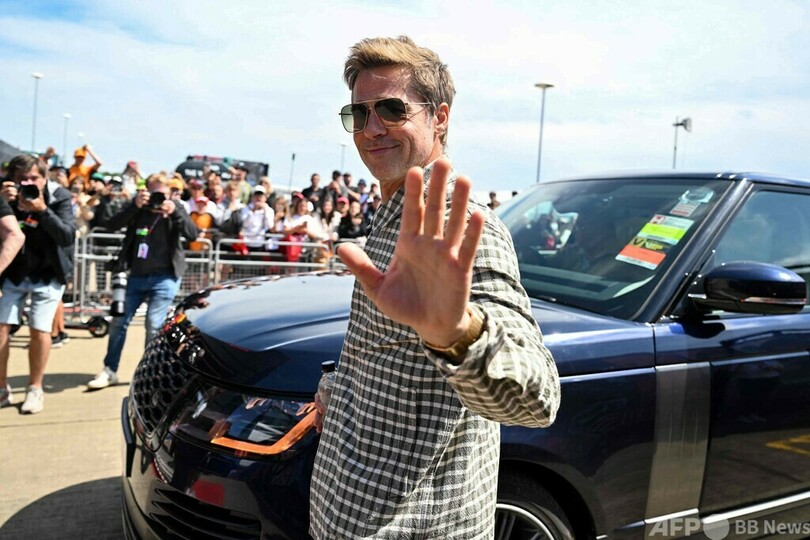 ブラッド・ピットさん、F1英国GPに登場 主演映画を撮影