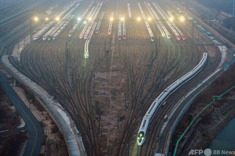 【今日の1枚】出発進行、連なる高速列車 中国