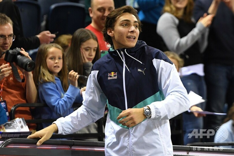 棒高跳びのデュプランティス、2週連続の世界新樹立