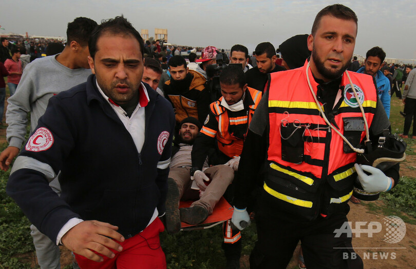 ガザ境界で32人負傷、イスラエル兵の銃撃受け