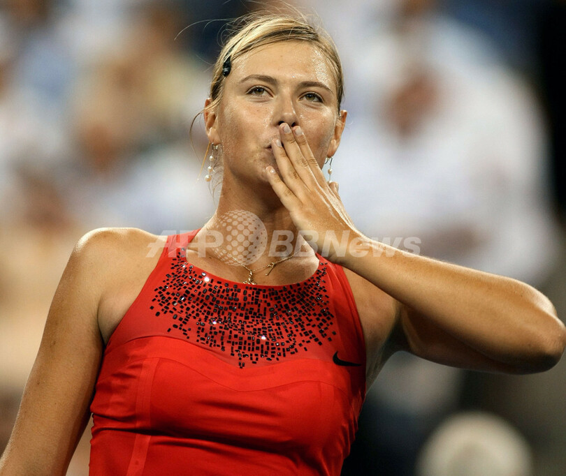 シャラポワ ストレートでビンチを退け全米2回戦へ