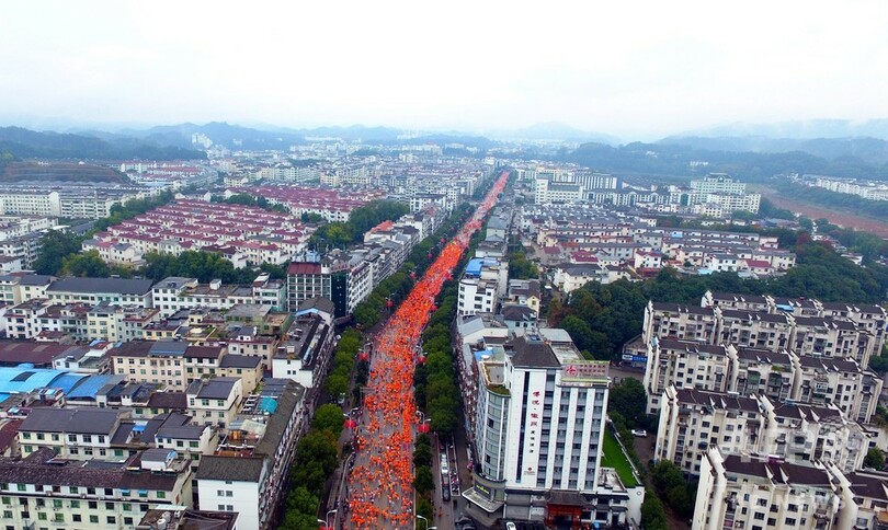 2万2000人が参加、「中国で最も美しい村」で国際マラソン大会 江西省