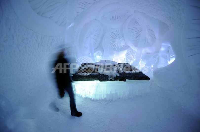 室温は氷点下5度、スウェーデンのアイスホテル