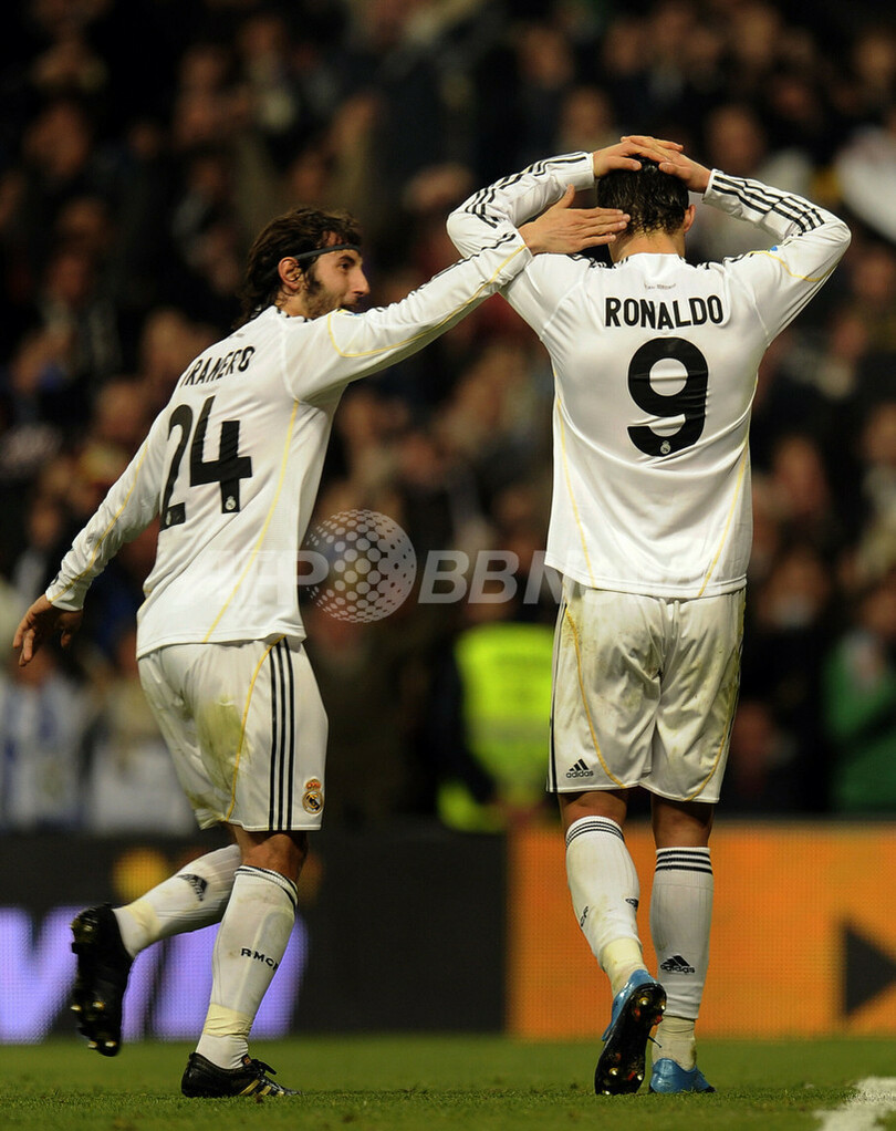 レアル・マドリード アルメリアに逆転勝利