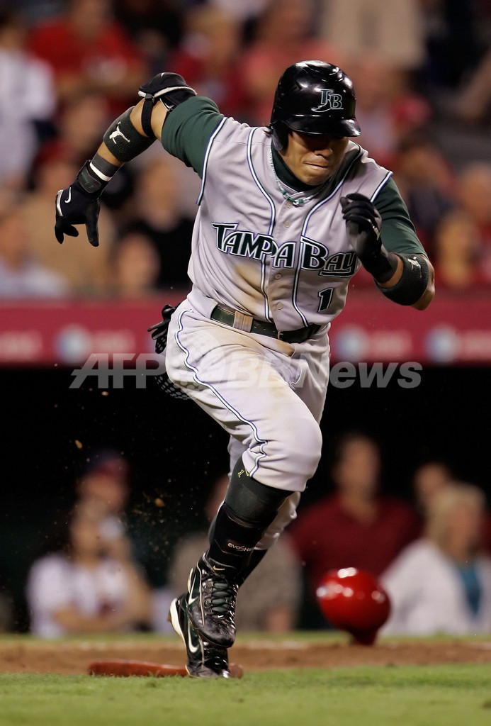 岩村 先発出場で4打数1安打