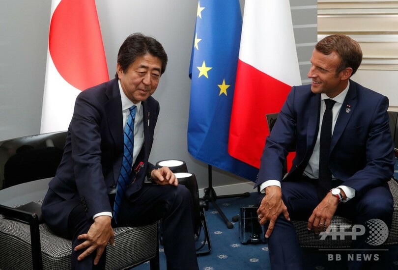 安倍首相、G7サミットに合わせマクロン仏大統領と会談