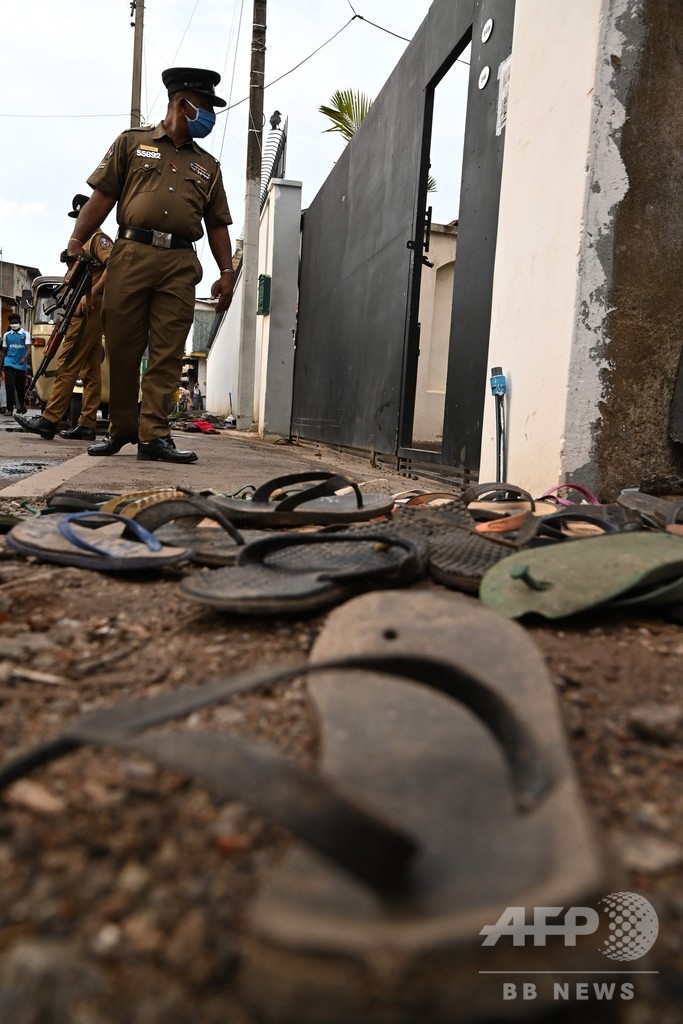 900円弱の現金配布に市民殺到、女性3人死亡 スリランカ