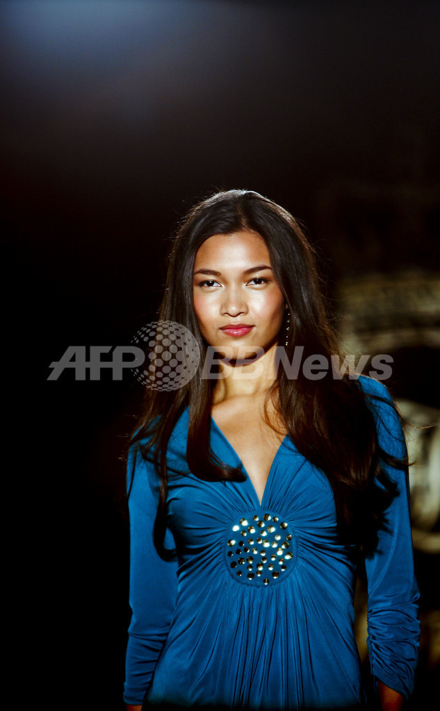 キモラ・リー・シモンズ、新ブランド「Fabulosity」をお披露目