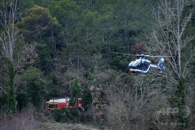 南仏で軍用ヘリ2機が衝突し墜落、5人死亡