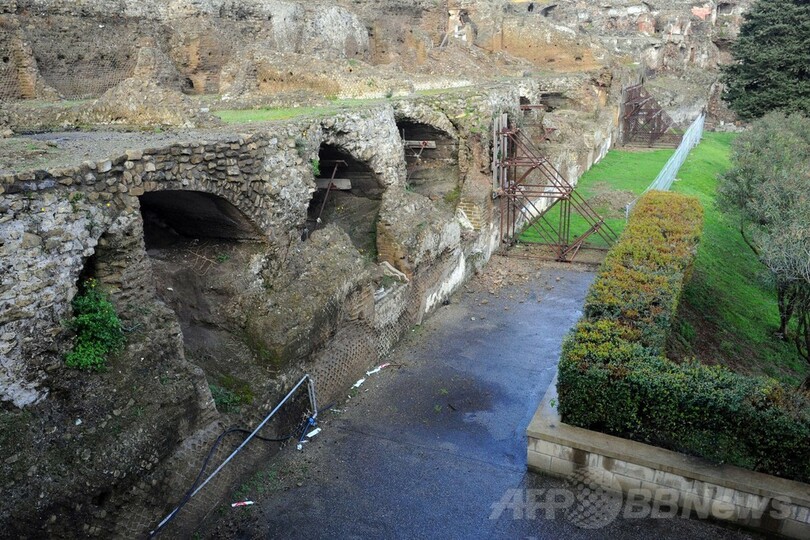 ポンペイ遺跡で崩落、投資家に支援を要請 伊首相