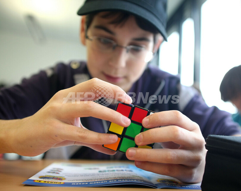 ルービックキューブを授業に、ドイツ