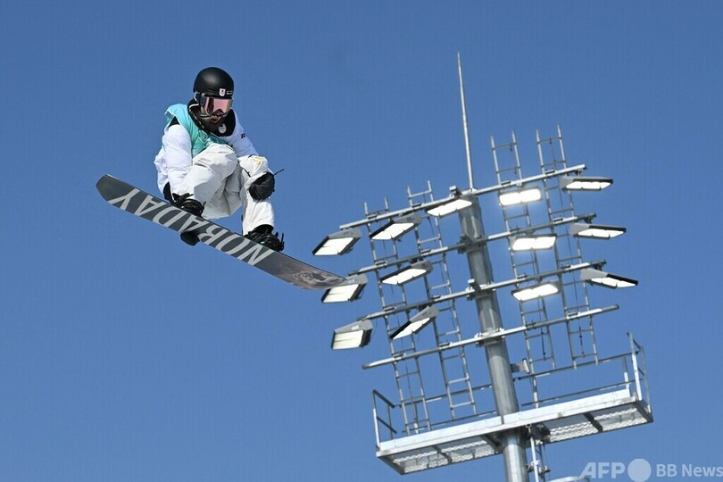 中国の蘇翊鳴が金、国武4位 スノーボード男子ビッグエア