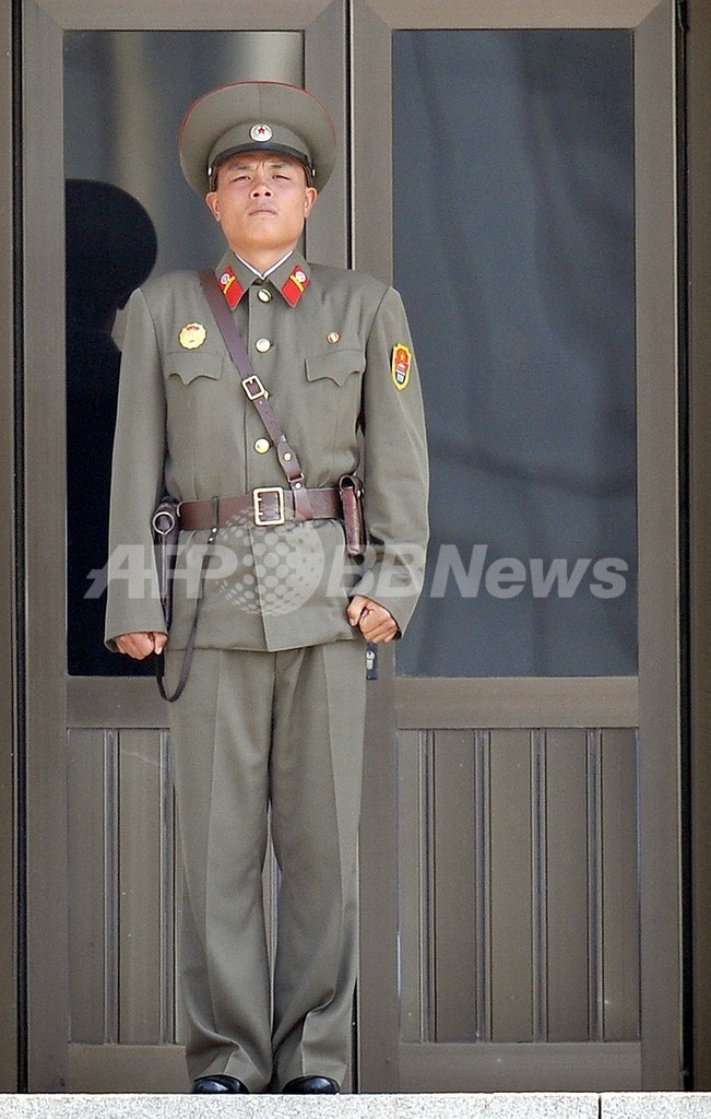 北朝鮮、不法入国の米国人に8年の労働教化刑