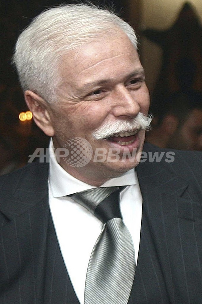 英でグルジア野党指導者急逝、検視は自然死