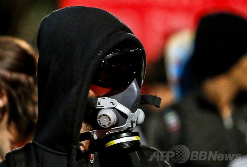 ブラジル代表の試合中に開催都市でデモ