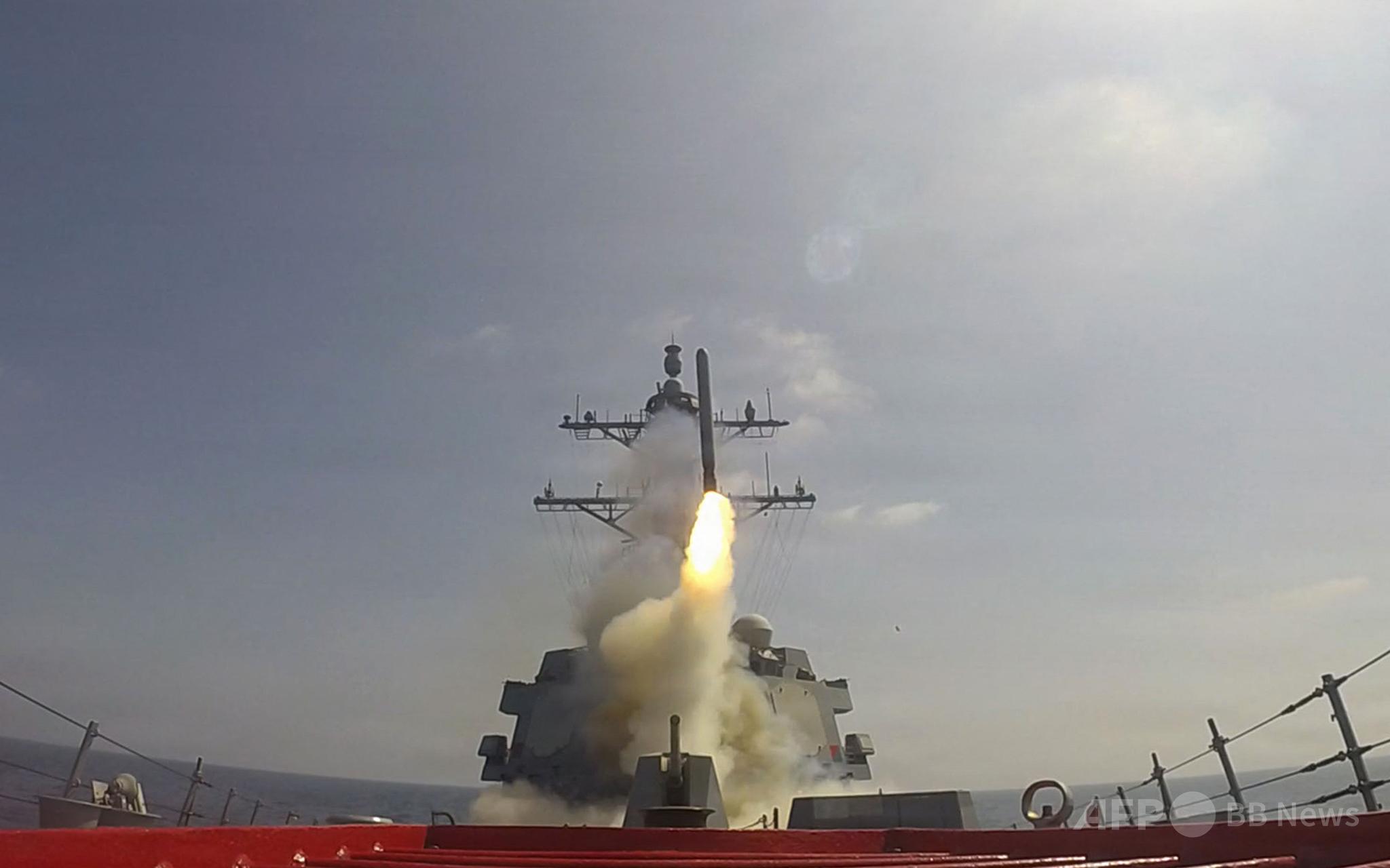 イラン海軍9隻が「破壊され沈没」 トランプ氏 写真3枚 国際ニュース