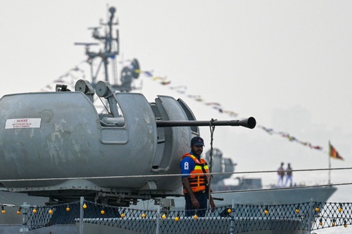海軍の日」に観艦式 スリランカ 写真10枚 国際ニュース：AFPBB News