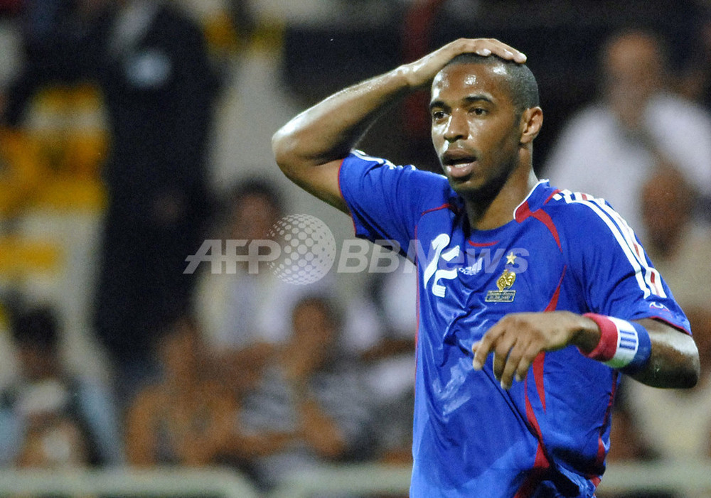 フランス アンリの代表通算40ゴールで勝利 写真9枚 国際ニュース