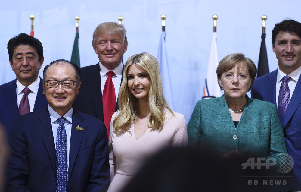 イヴァンカ氏 G20でトランプ大統領の席に座り物議 写真4枚 国際ニュース Afpbb News
