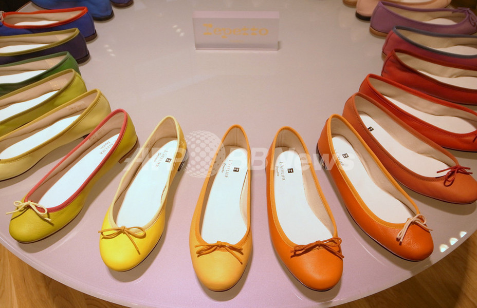 「レペット」日本初フラッグシップショップが銀座に、オーダーメイドも開始