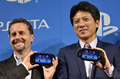 都内で、次世代携帯ゲーム機「PlayStation Vita（プレイステーション ヴィータ）」を発表するソニー･コンピュータエンタテインメント（SCE）のアンドリュー・ハウス（Andrew House）社長（左）とソニー･コンピュータエンタテインメントジャパン（SCEJ）の河野弘（Hiroshi Kawano）プレジデント（2011年9月14日撮影）。(c)AFP/Yoshikazu TSUNO