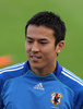 サッカー・アジアカップ（Asian Cup）開幕を控え、練習に臨む長谷部誠（Makoto Hasebe、2011年1月5日撮影）。(c)AFP/KARIM JAAFAR