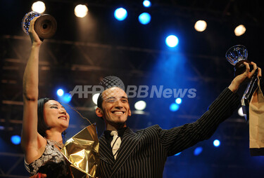 タンゴダンス世界選手権、ステージ部門で日本代表ペアが3位に 写真30枚