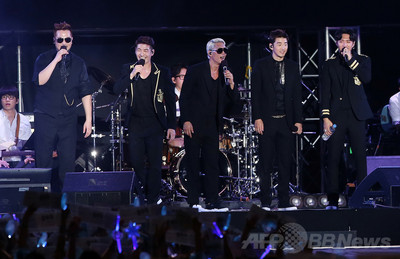 8m2549b3p god 15 周年 コンサート DVD 韓国アイドル img_78a5d19a8f864302d91683c9a9