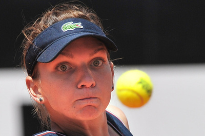 セレーナ圧勝、アザレンカとの決勝に進出 イタリア国際