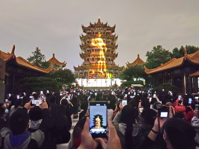 中国の大型連休で6億人が観光 コロナ乗り越え経済回復基調