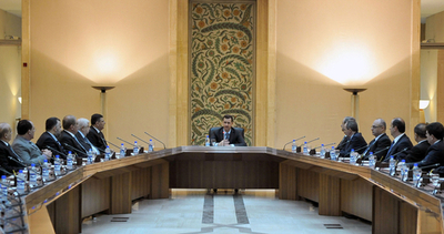 「シリアは戦争状態」、アサド大統領 反体制派鎮圧を命じる