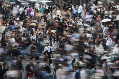 日本の総人口、5年間で300万人減 過去最大の減少幅 国勢調査
