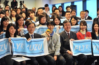 フィギュア日本代表が帰国、世界選手権へ向けて再始動