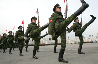 ロシア、欧州通常戦力条約の履行停止