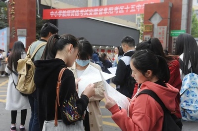 中国 教員資格試験受験者が増加傾向