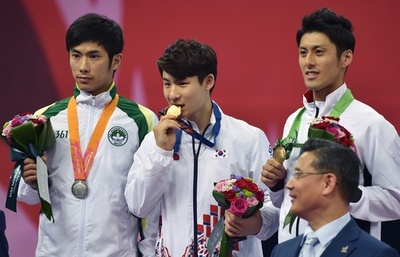 市来崎が武術・男子長拳で銅メダル、アジア大会