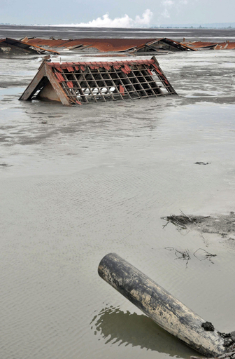 ジャワ島ガス田泥流噴出事故、原因は「掘削」か