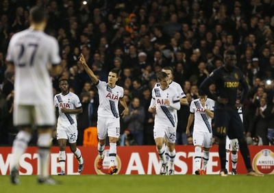 ラメラが前半だけでハット達成、好調スパーズがモナコに快勝 EL