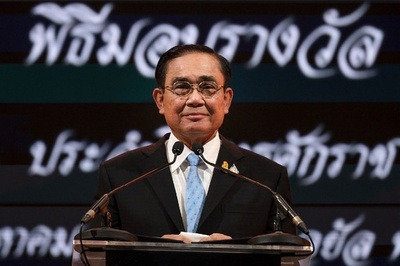 タイ首相、職務復帰 憲法裁が任期継続判断