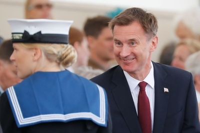 EU、ブレグジット合意案の再交渉も メルケル氏示唆と英外相