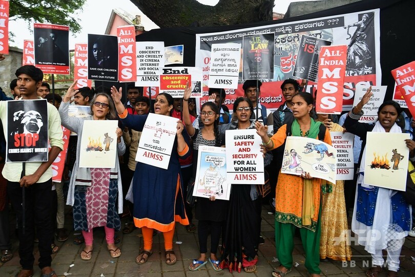 女性獣医師集団レイプ殺害事件、各地で怒りの抗議デモ インド