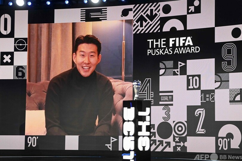 レワンドフスキにFIFA年間最優秀選手賞 メッシ、ロナウド抑え