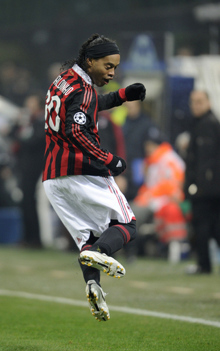 マンチェスター・ユナイテッド ミランに先勝、ルーニー2得点