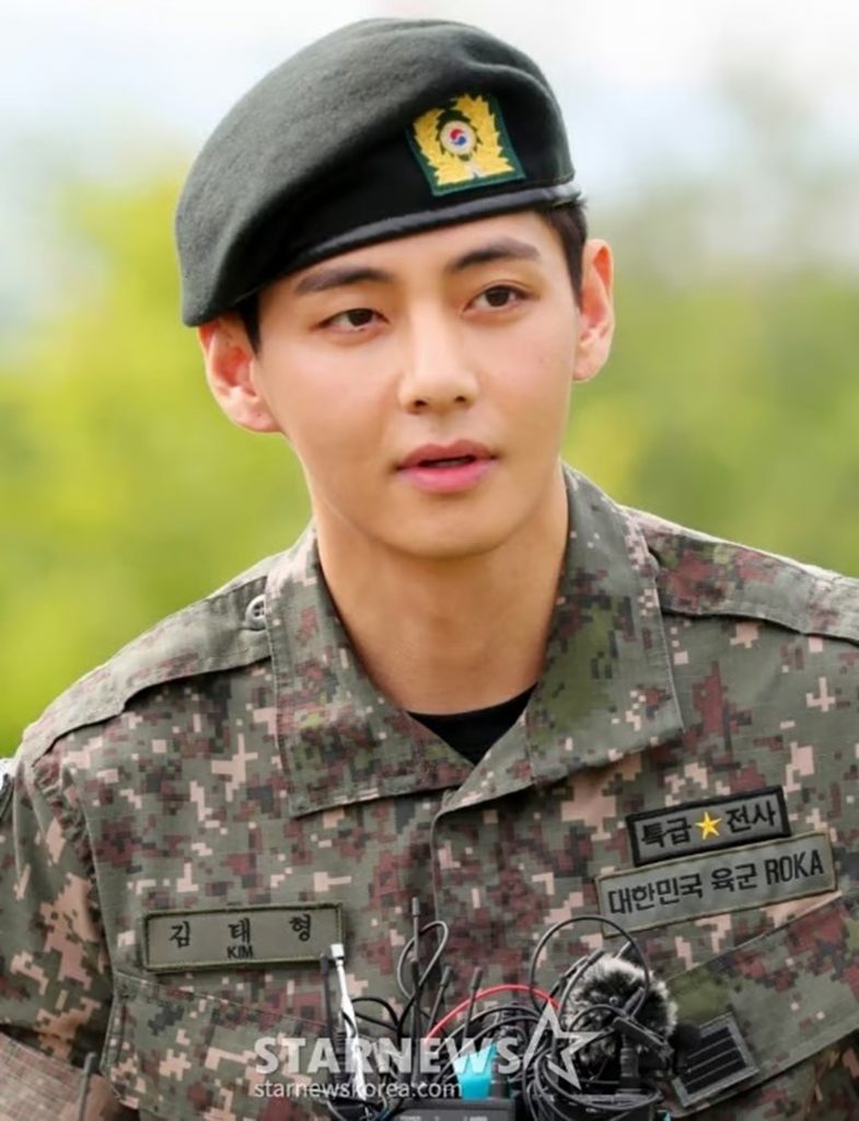 BTSのV、軍服務中に達成した20の成果を米フォーブスが特集 写真枚 国際