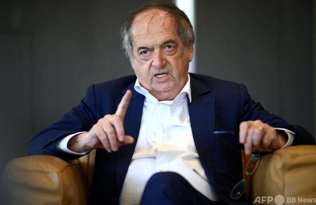 仏連盟前会長に「性差別的な不適切行為」の疑い、仏紙報道 写真1枚 国際ニュース:AFPBB News