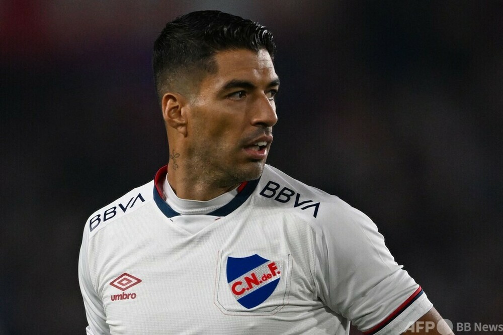 スアレスが古巣ナシオナル復帰後初出場 チームは敗戦 写真8枚 国際