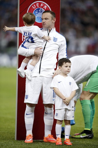 ルーニー、第3子の誕生を発表