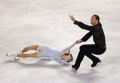 川口/スミルノフ組がペアSPで首位、スケート・アメリカ