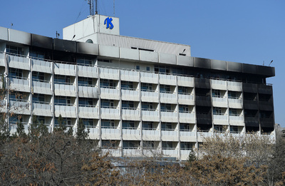 アフガニスタン首都のホテル襲撃、死者25人に